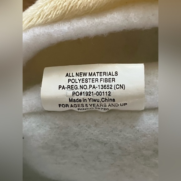 3 in 1 Plush Cute Frog Hat/Scarf/Mittens - Picture 5 of 5